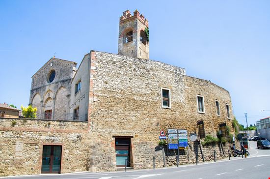 Collegiata di Sant'Agata Collegiata di Sant'Agata Luca Lorenzelli / Shutterstock.com 