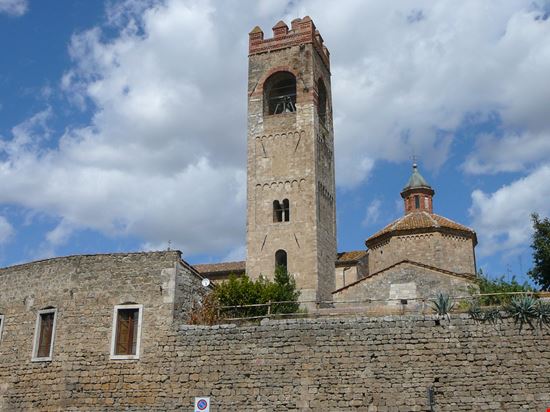 Collegiata di Sant'Agata Collegiata di Sant'Agata s74 - Shutterstock.com 