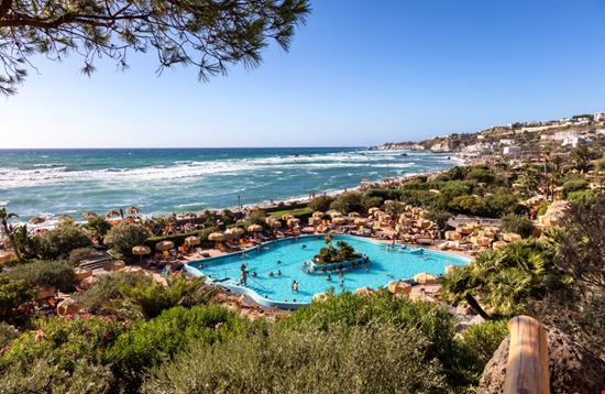 Terme Giardini Poseidon Terme Giardini Poseidon AWP76 / Shutterstock.com 