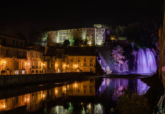 Isola del Liri Cascata Grande horseman82 / Shutterstock.com 