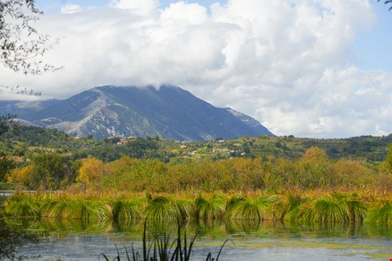 Posta Fibreno Il lago della Posta marco branchi - Shutterstock.com 