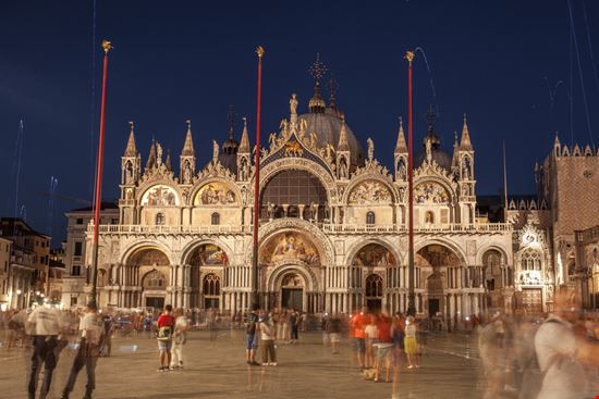 Basilica of San Marco Venice k_samurkas - Shutterstock.com 