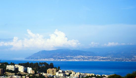 Stretto Stretto Goran Vrhovac - Shutterstock.com 