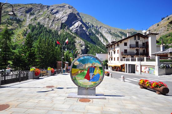 La Thuile La Thuile Arsenie Krasnevsky / Shutterstock.com 
