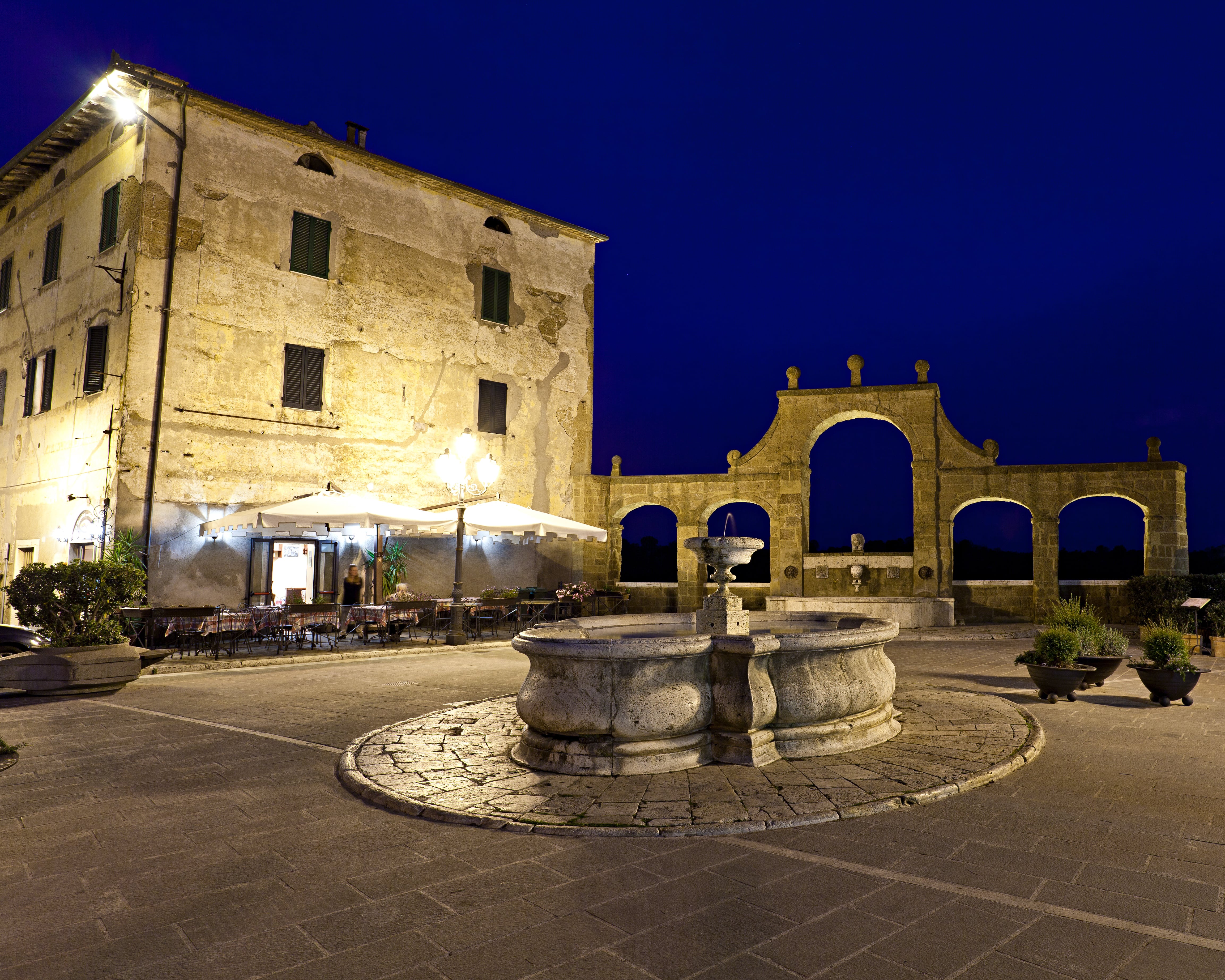 Pitigliano