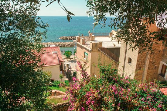 Pisciotta Pisciotta elinasvarca - Istockphoto.com 