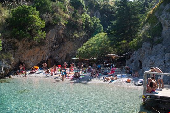 Baia degli Infreschi Baia degli Infreschi Matthias Riedinger - Shutterstock.com 