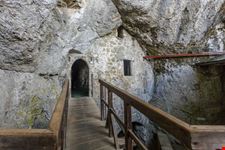 castello di Predjama