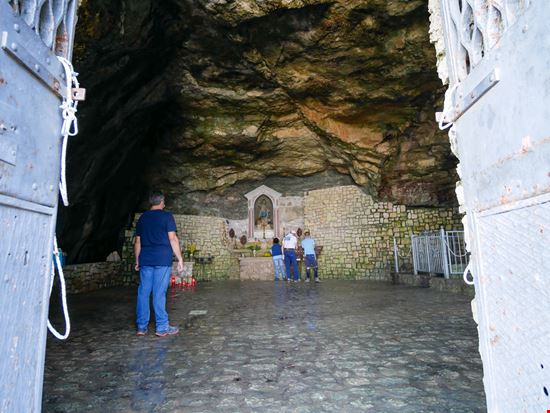 Formia Eremo di San Michele Giuma / Shutterstock.com 
