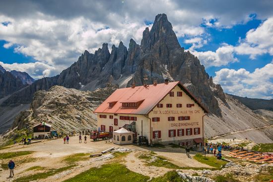 Rifugio Locatelli Rifugio Locatelli Buffy1982 - Istockphoto.com 
