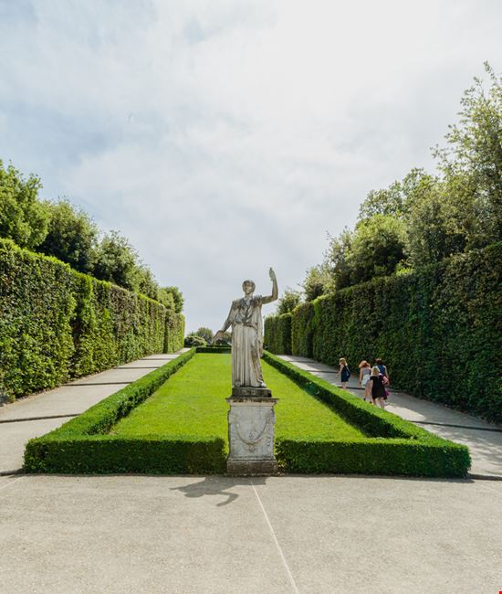 Boboli Gardens Florence Roy Harris / Shutterstock.com 