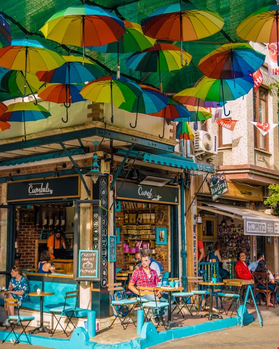 Istanbul Balat fokke baarssen / Shutterstock.com 
