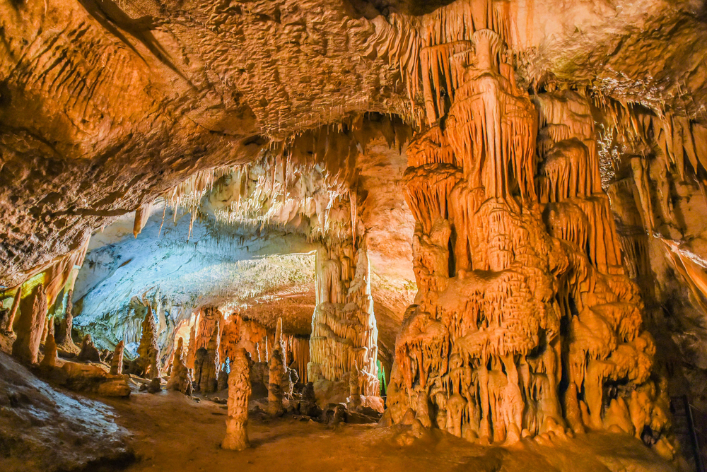 Grotte di Postumia