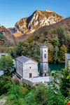 Il borgo di Isola Santa