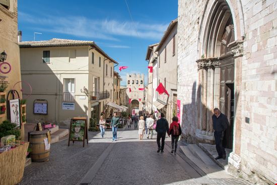 Montefalco Montefalco Paolo Tralli / Shutterstock.com 