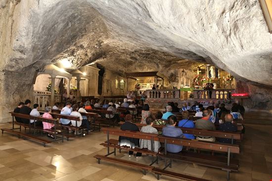 Santuario San Michele Santuario San Michele Tupungato / Shutterstock.com 