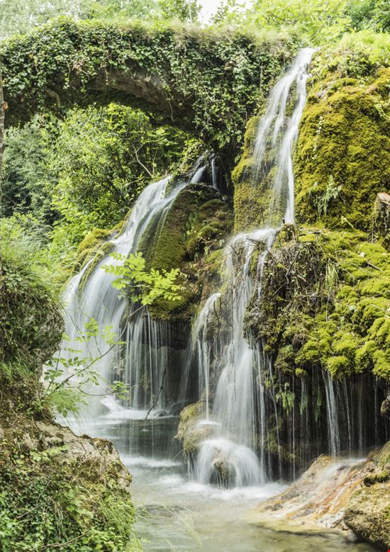 Le cascate dei capelli di Venere Il paradiso del Cilento Gerardo Iannone - Shutterstock.com 