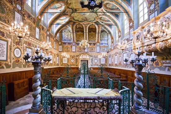 Sinagoga degli Argenti  Sinagoga degli Argenti  Gimas / Shutterstock.com 