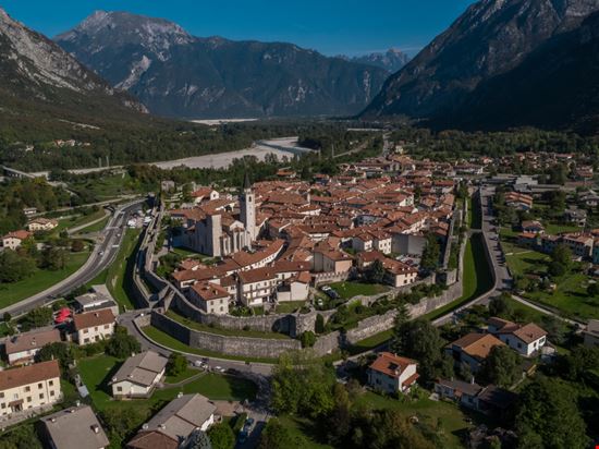 Venzone Venzone Di Fotografia4K - Shutterstock.com 