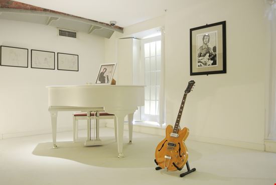 Museo dei Beatles Museo dei Beatles VictoriaSh - Shutterstock.com 