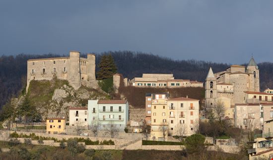 Carpinone Carpinone Cenz07 - Shutterstock.com 