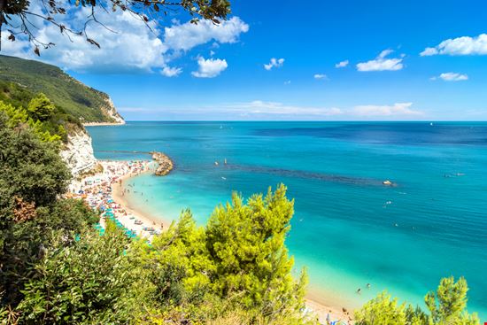 Spiaggia Urbani  Spiaggia Urbani  Eddy Galeotti - Shutterstock.com 