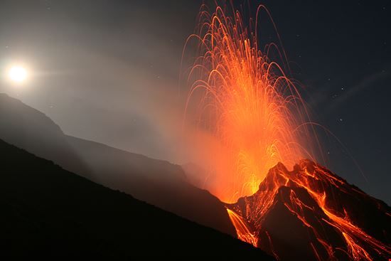 Sciara del Fuoco  Sciara del Fuoco  Rainer Albiez - Shutterstock.com 