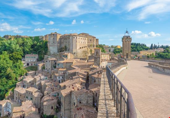 Sorano gioiello etrusco del grossetano ValerioMei / Shutterstock.com 