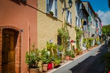 Mougins