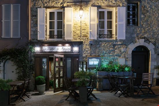 Mougins Il borgo da non perdere in Provenza Laborant / Shutterstock.com 