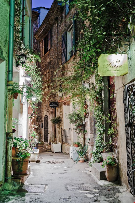 Mougins Il borgo da non perdere in Provenza Laborant / Shutterstock.com 