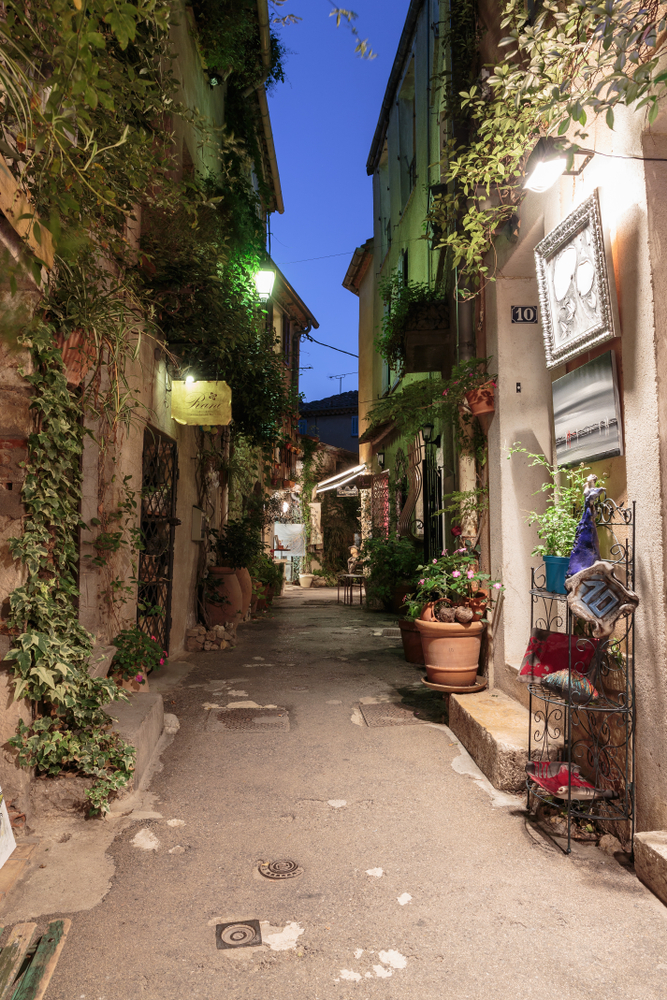 Mougins