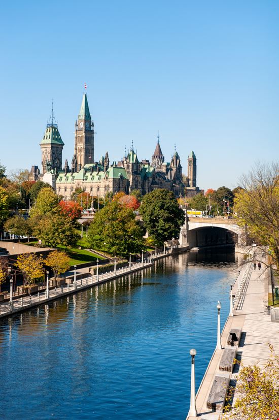 Ottawa Ottawa Julien Hautcoeur - Shutterstock.com 