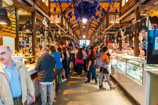 Mercato di San Miguel Mercato di San Miguel Vlad Teodor / Shutterstock.com 