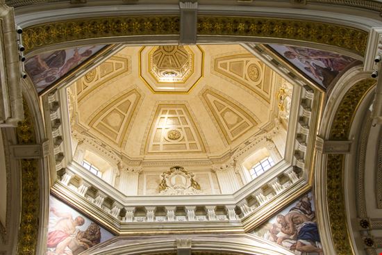 Cattedrale di Santa Maria Cattedrale di Santa Maria GIANFRI58 / Shutterstock.com 