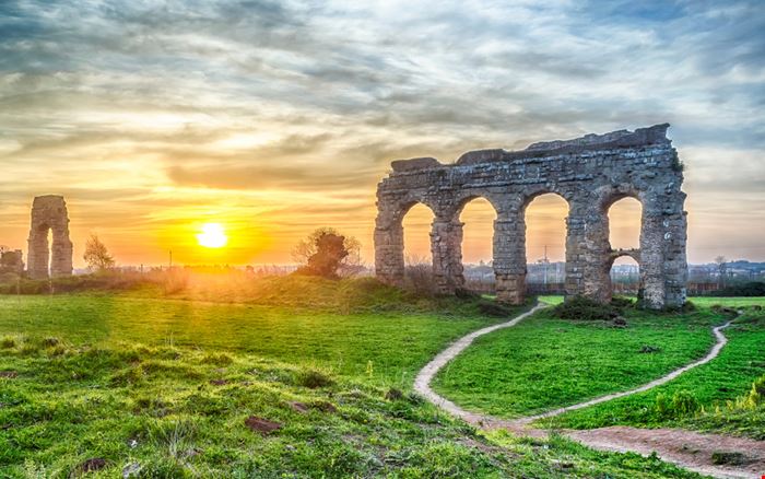 Parco degli Acquedotti - Parco degli Acquedotti - Marco Rubino - Shutterstock.com
