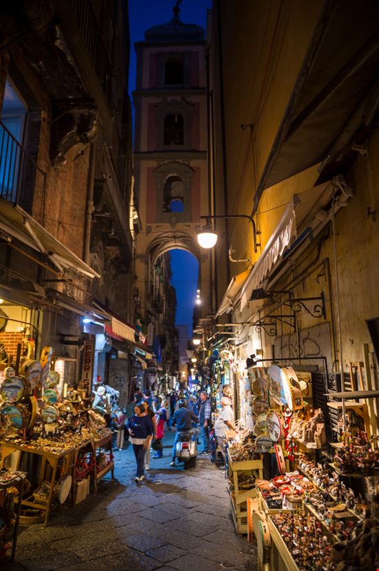 San Gregorio Armeno San Gregorio Armeno lazyllama / Shutterstock.com 