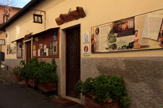 Museo della Stregoneria Museo della Stregoneria Paolo Trovo / Shutterstock.com 