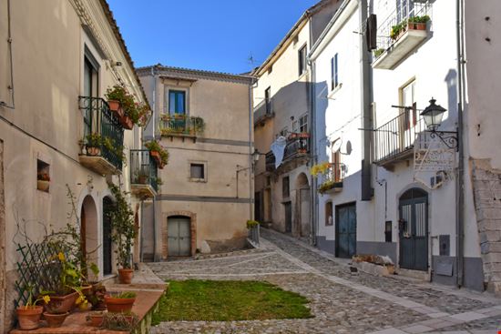 Buccino Buccino Giambattista Lazazzera - Shutterstock.com 
