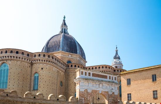 Loreto Santuario della Santa Casa  stock.adobe.com 