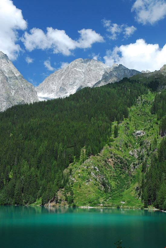 Lago di Anterselva Lago di Anterselva Dan74 - Shutterstock.com 