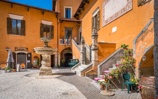 Pettorano sul Gizio Pettorano sul Gizio Stefano_Valeri / Shutterstock.com 