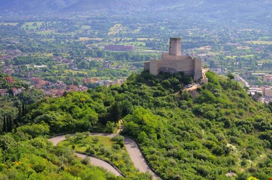 Rocca Ianula Rocca Ianula LianeM / Shutterstock.com 