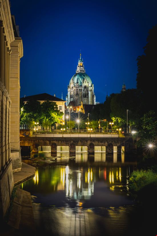 Neues Rathaus Neues Rathaus Marco Koerner - Shutterstock.com 