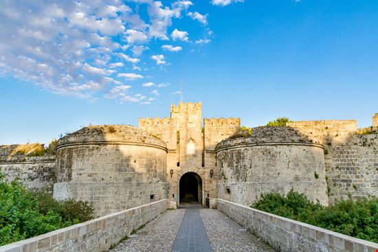 Le mura di Rodi Le mura di Rodi FevreDream - Istockphoto.com 