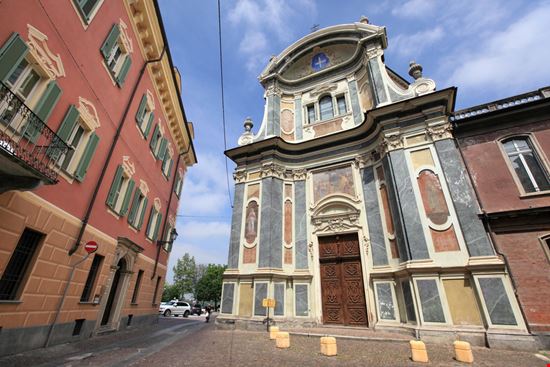 Cuneo Cuneo mary416 / Shutterstock.com 