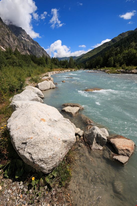 Val ferret Val ferret Zocchi Roberto - Shutterstock.com 