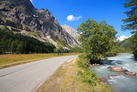 Val ferret Val ferret Zocchi Roberto - Shutterstock.com 