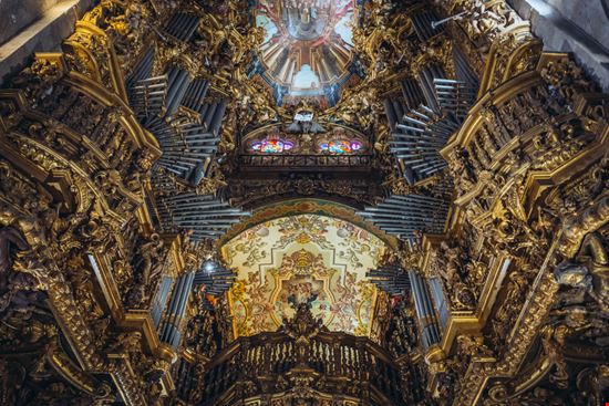 Cattedrale Cattedrale Fotokon / Shutterstock.com 