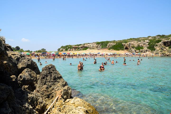 In moto in Sicilia, da Siracusa all’Isola delle Correnti per un viaggio su due ruote da ricordare